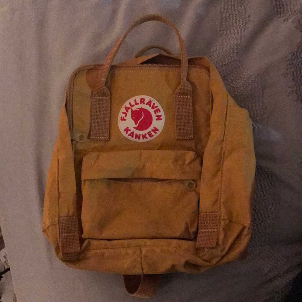 Fjallraven Kanken Mini Backpack